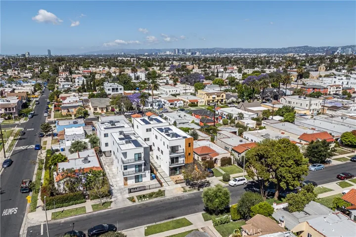 2847 S Victoria, Los Angeles, California 90016