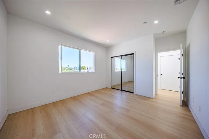2847 S Victoria, Los Angeles, California 90016
