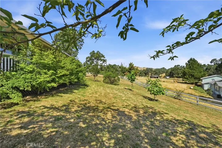 yard with front porch