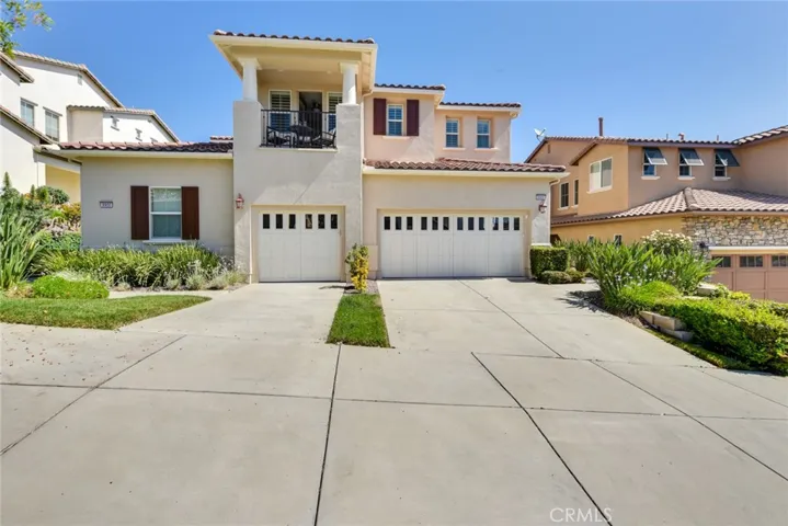 Unique Duplex-Style Condo - Upper Unit Has Private Balcony