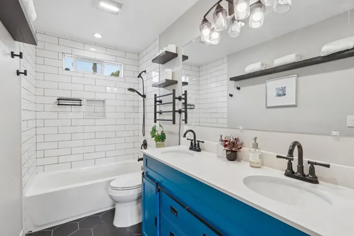 867 Serena Drive, Pacifica, California 94044