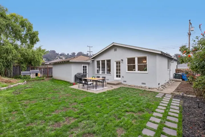 867 Serena Drive, Pacifica, California 94044