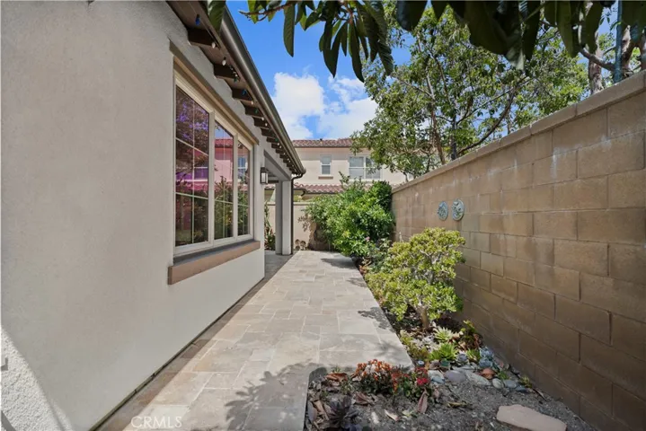 99 Hanging Gdn, Irvine, California 92620
