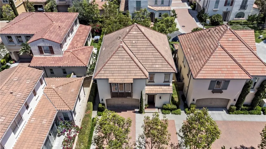 99 Hanging Gdn, Irvine, California 92620