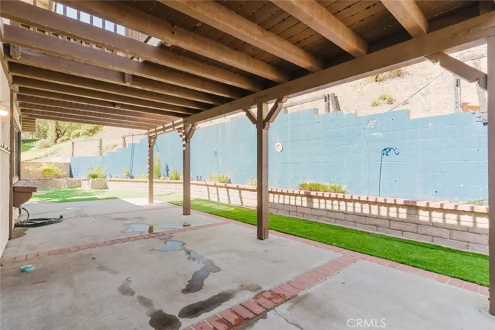 1063 Corbett Lane, Simi Valley, California 93065