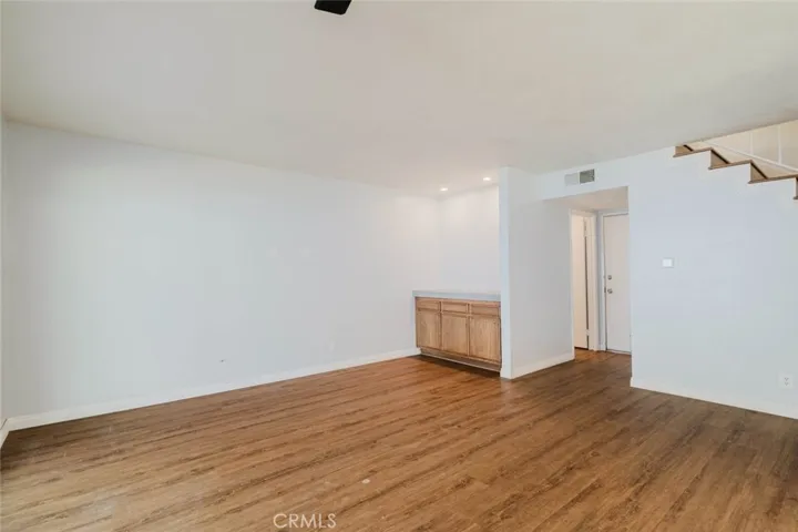 1063 Corbett Lane, Simi Valley, California 93065