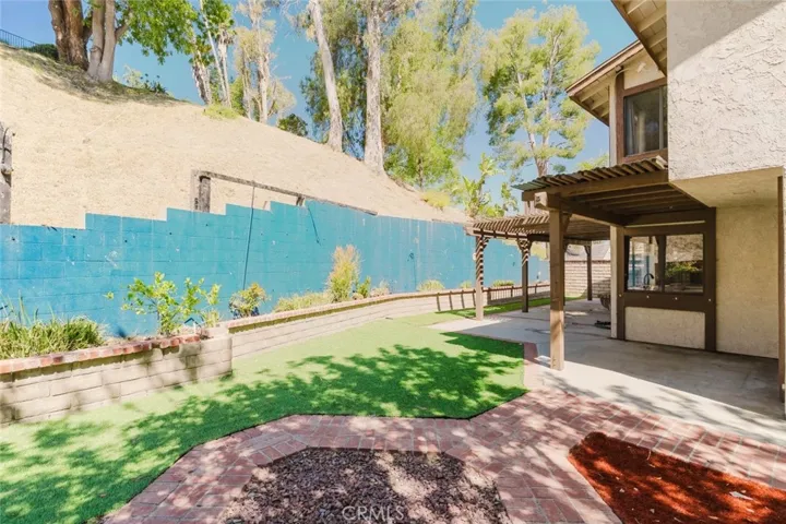 1063 Corbett Lane, Simi Valley, California 93065