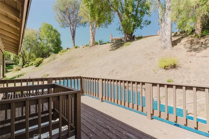 1063 Corbett Lane, Simi Valley, California 93065