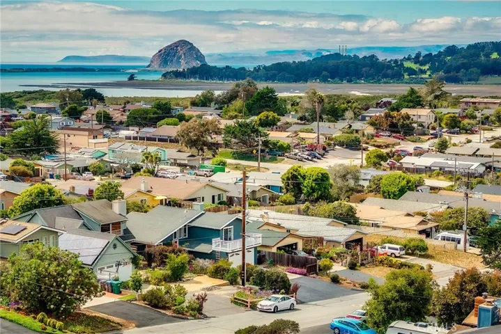 Los Osos, a coastal community