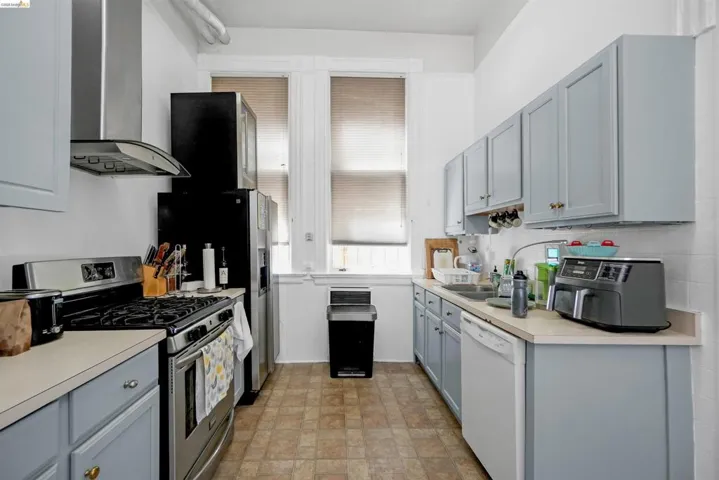 2654 2656 Bush St, San Francisco, California 94115-1219 — photo 5
