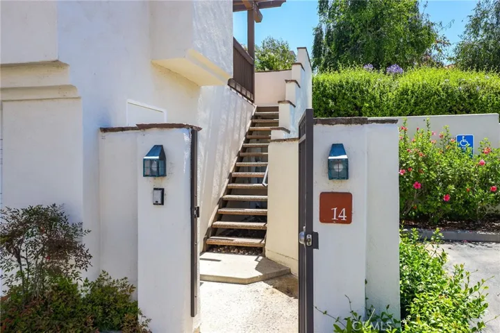 14 Brisa Ribera, Rancho Santa Margarita, California 92688