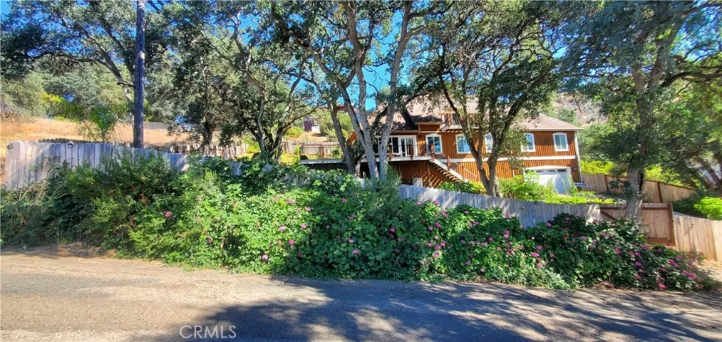 10458 Chatten Court, Clearlake Oaks, California 95423