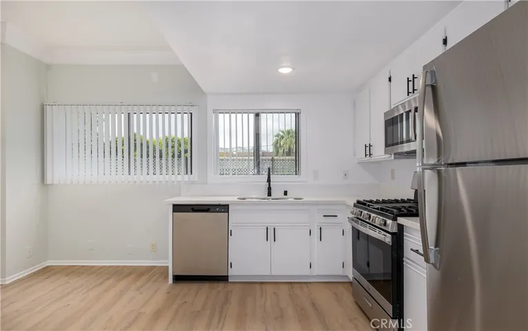 420 W Windsor, Glendale, California 91204
