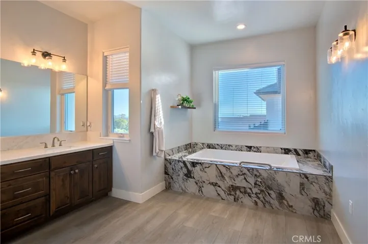 3159 Summit Ridge Terrace, Chico, California 95928