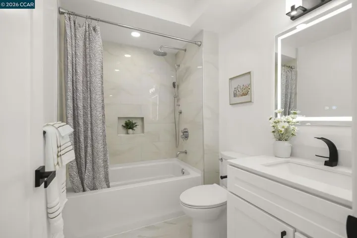 3333 Tice Creek Drive 4, Walnut Creek, California 94595