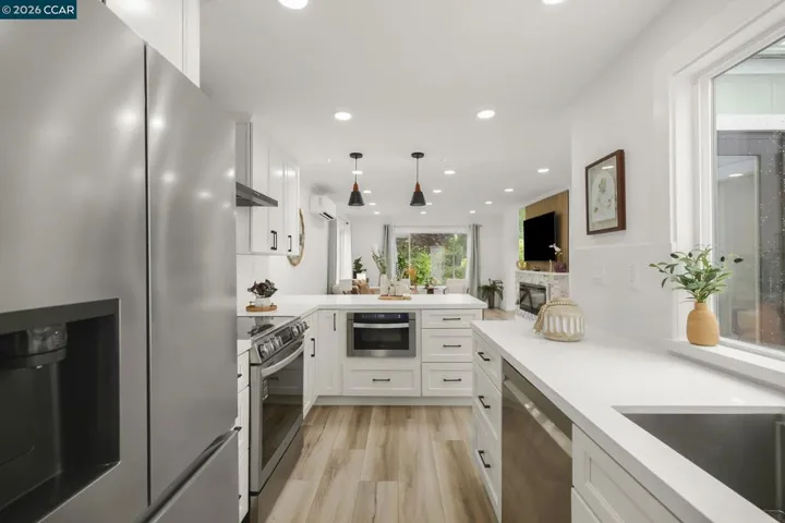 3333 Tice Creek Drive 4, Walnut Creek, California 94595