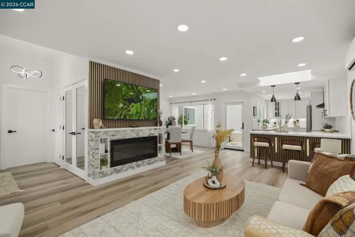 3333 Tice Creek Drive 4, Walnut Creek, California 94595