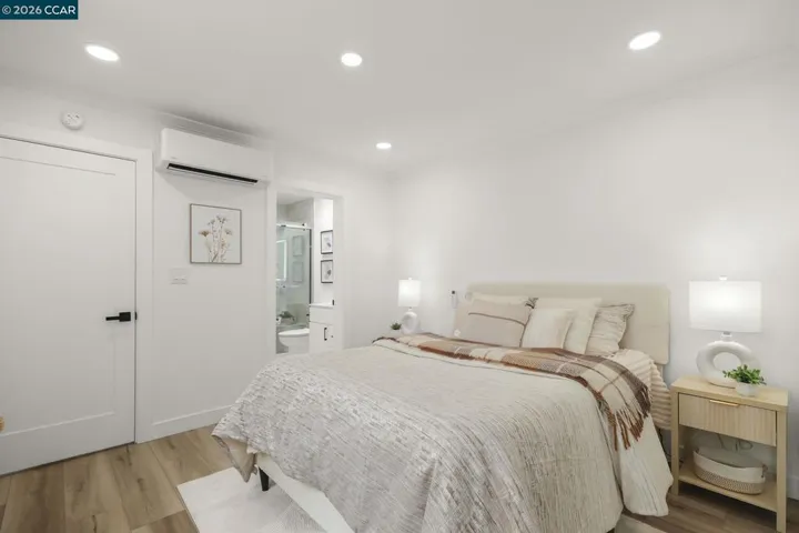 3333 Tice Creek Drive 4, Walnut Creek, California 94595