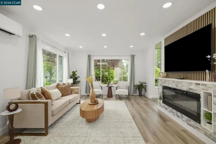 3333 Tice Creek Drive 4, Walnut Creek, California 94595