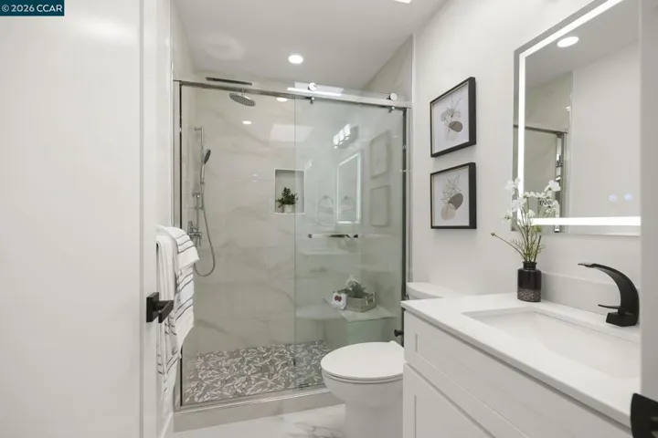3333 Tice Creek Drive 4, Walnut Creek, California 94595