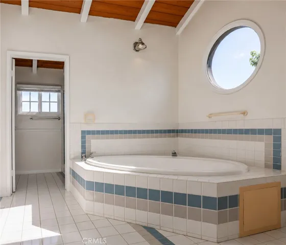 Primary suite bathroom