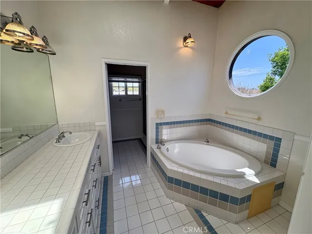 Primary suite bathroom