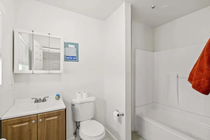 1015 S A Street, Santa Rosa, California 95404