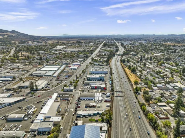 1015 S A Street, Santa Rosa, California 95404