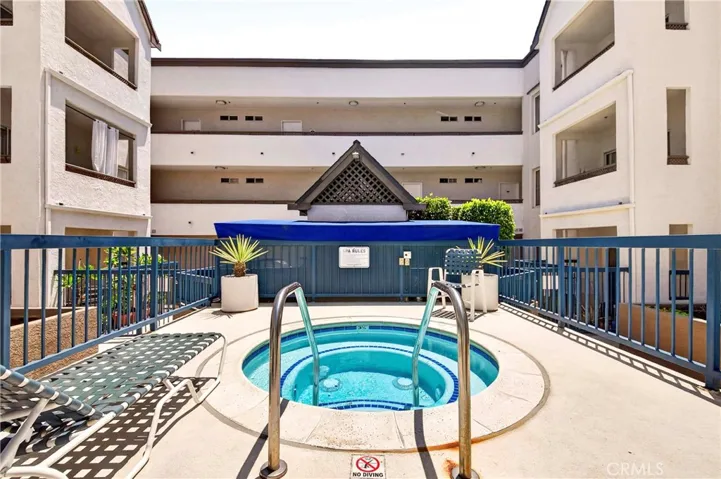 300 N El Molino 316, Pasadena, California 91101
