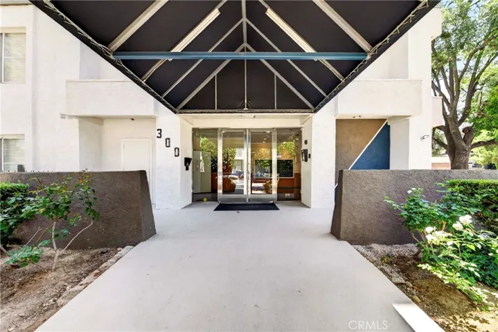 300 N El Molino 316, Pasadena, California 91101