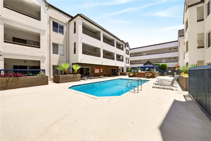 300 N El Molino 316, Pasadena, California 91101
