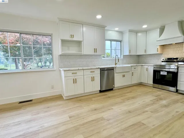838 Virginia Ave, Lodi, California 95242