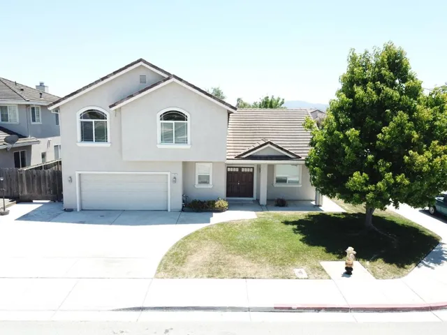 1721 Monte Vista Drive, Hollister, California 95023