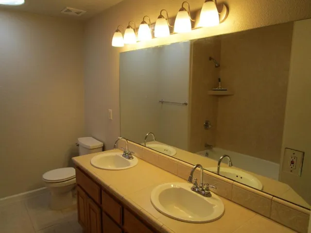 1721 Monte Vista Drive, Hollister, California 95023