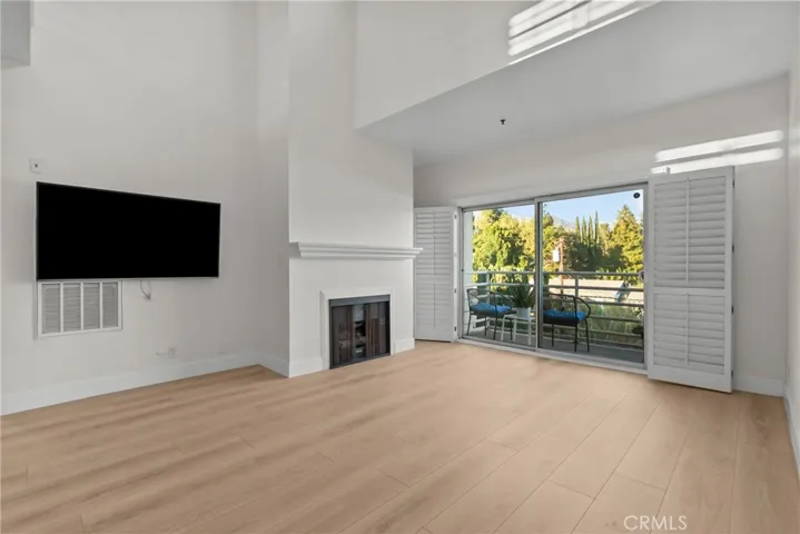 2905 Montrose Avenue 610, La Crescenta, California 91214 — photo 5