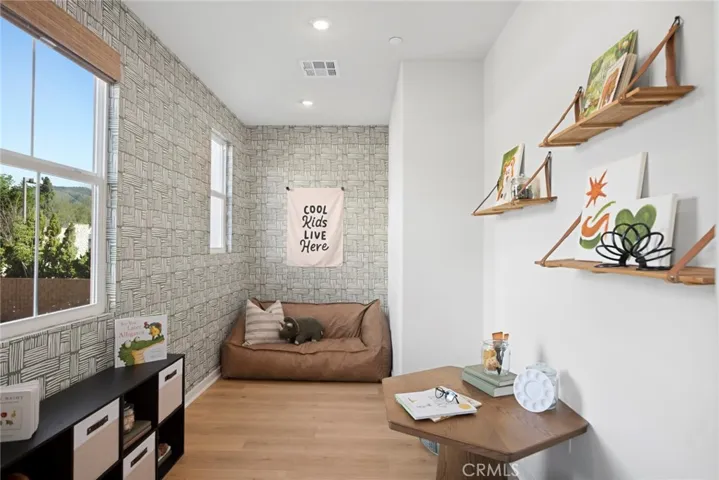545 Gregory Way, Glendora, California 91740