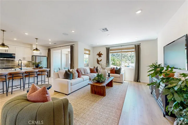 545 Gregory Way, Glendora, California 91740