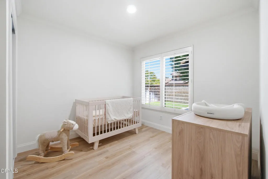 20_bedroom