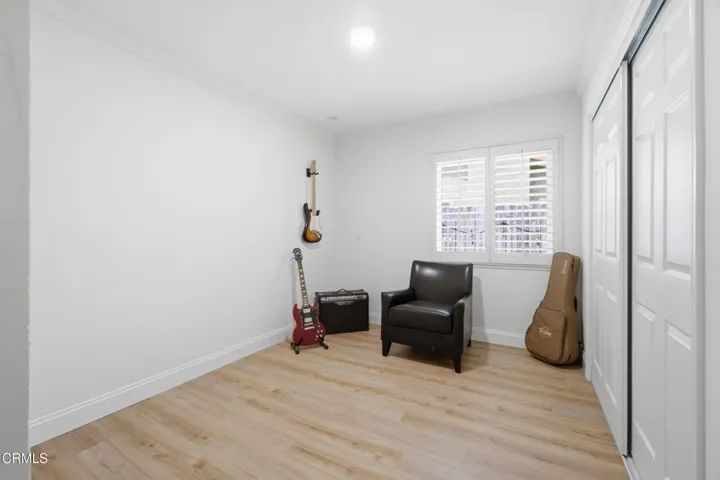 18_bedroom