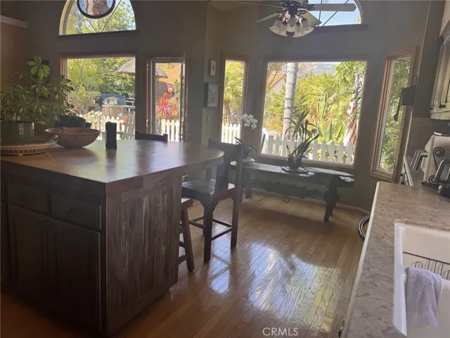 1462 Ashmore, San Luis Obispo, California 93401