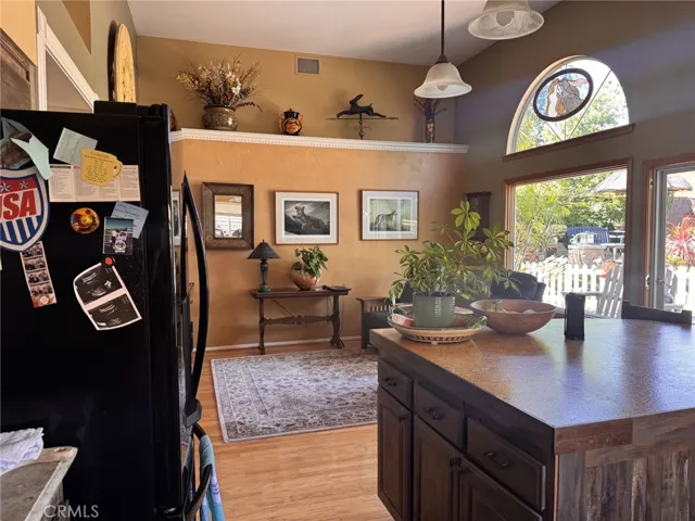 1462 Ashmore, San Luis Obispo, California 93401