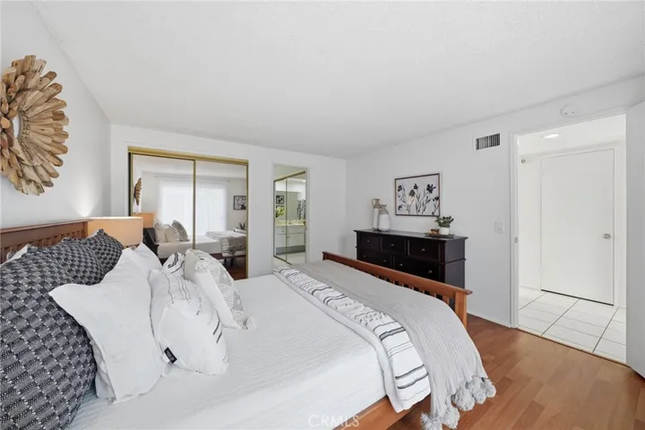 14352 Kipling Lane, Tustin, California 92780
