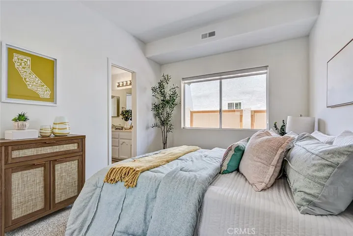 1909 Mathews Avenue A, Redondo Beach, California 90278