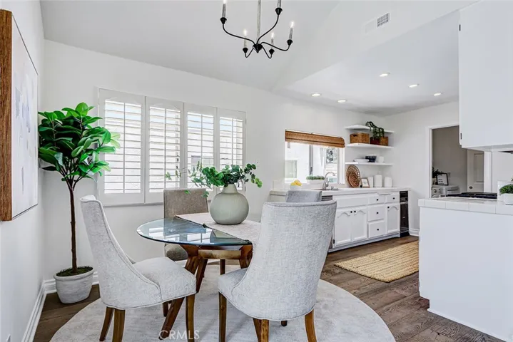 1909 Mathews Avenue A, Redondo Beach, California 90278