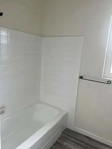 Elm Bath 2