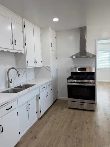 Emory Kitchen 1