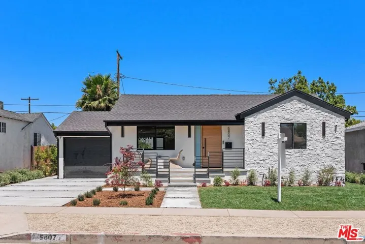 5807 Balcom Avenue, Encino, California 91316