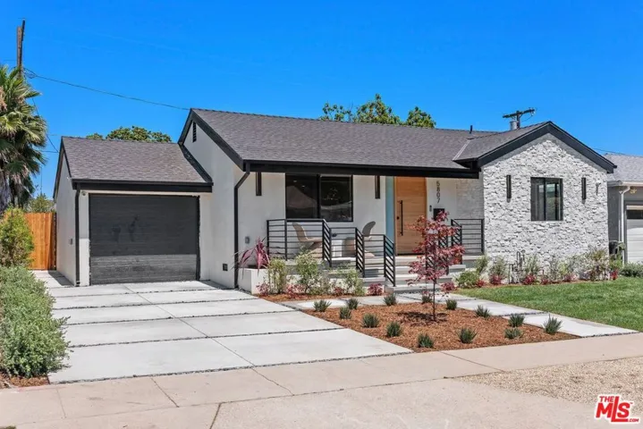 5807 Balcom Avenue, Encino, California 91316