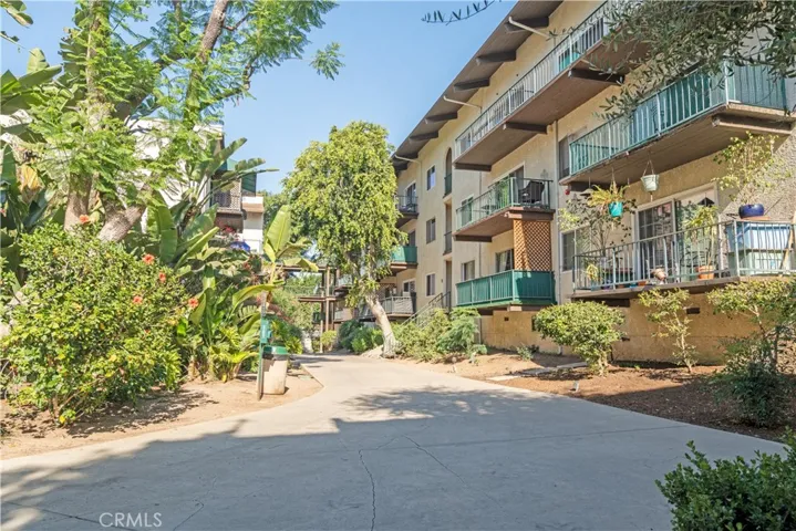 5460 White Oak Avenue E129, Encino, California 91316