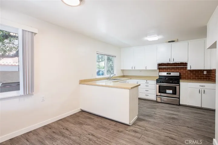 2520 Montrose Avenue, Montrose, California 91020